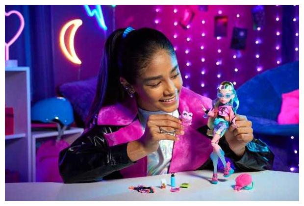 מונסטר היי בובת לגונה כולל אקססוריז