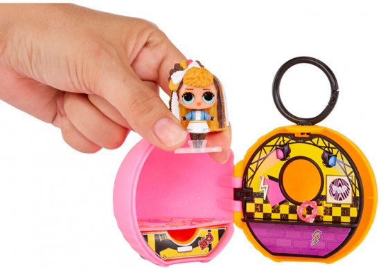 בובת לול מיני שינוי צבע LOL