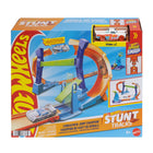 Hot Wheels Stunt Track Screw Jump Championship Includes Car