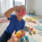 כדור גומי קופץ פרצופים